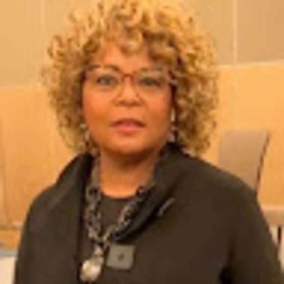 Meet your Posher, Vanessa - Picture 1 of 1